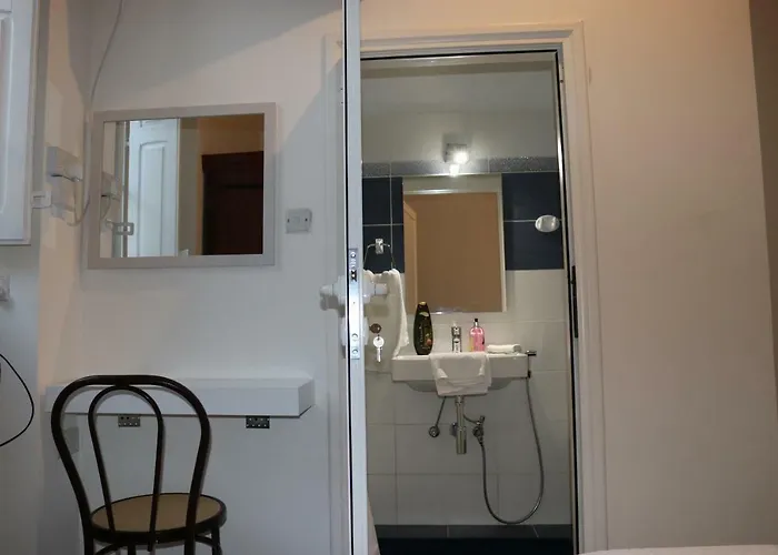 Corto Maltese Гостевой дом