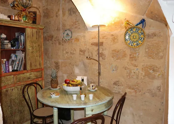 Corto Maltese Πανσιόν Cospicua