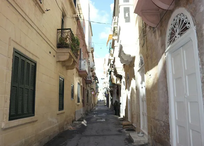 Corto Maltese Πανσιόν 4*