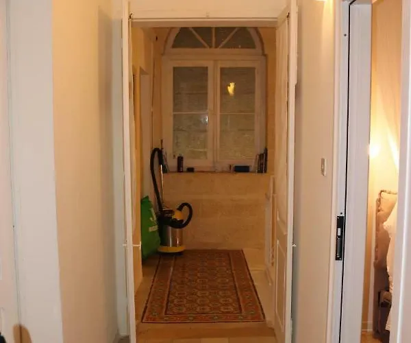 Corto Maltese Πανσιόν 4*